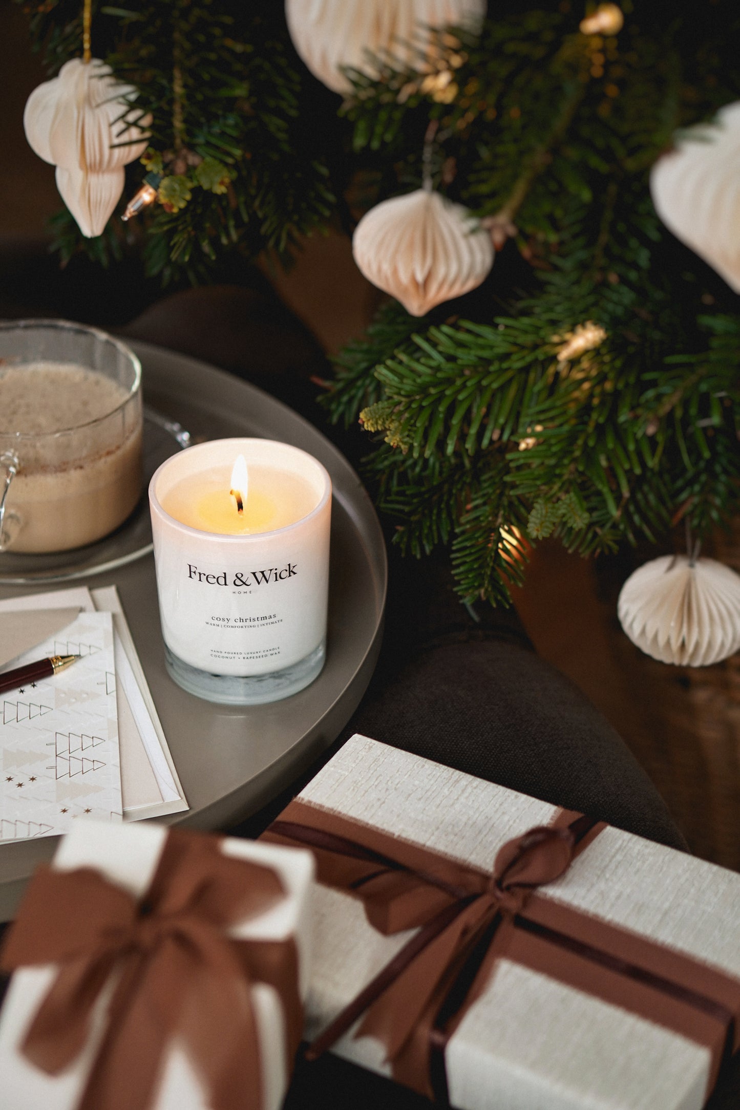 COSY CHRISTMAS CANDLE