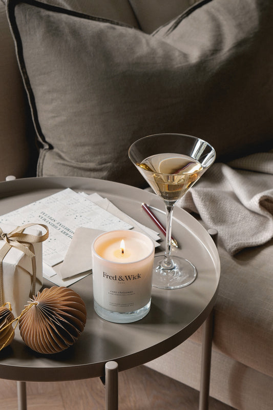 COSY CHRISTMAS CANDLE